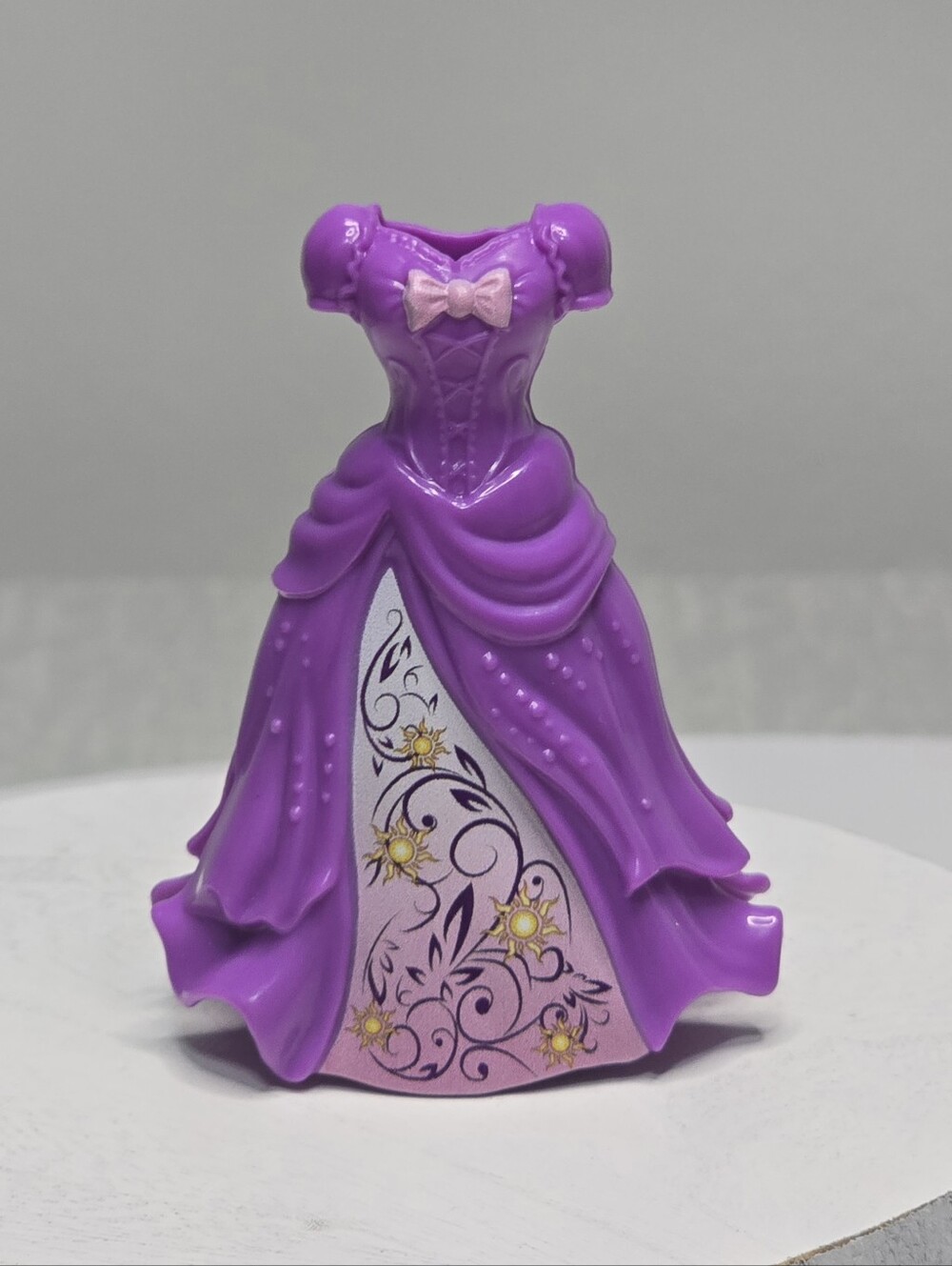 Princess MagiClip Replacement Dress Featuring a Rapunzel Design [ Read Details